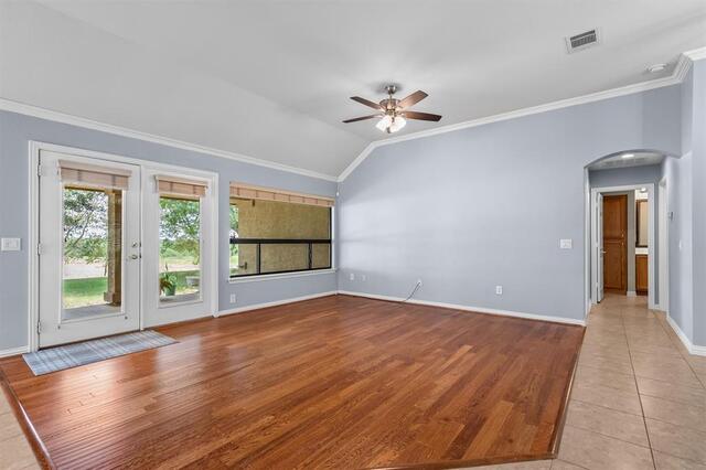 9409 Perimeter, Street Denton, TX photo 4