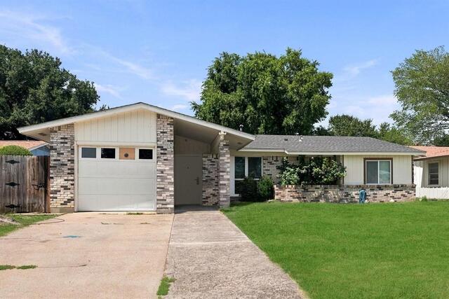 2621 Burning Tree Lane, Irving, TX image