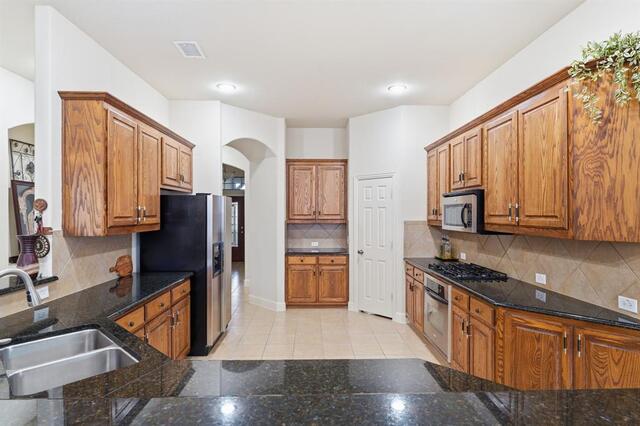 9878 Avalon, Drive Frisco, TX photo 12