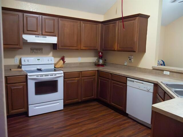 1009 Stuart, Road Denton, TX photo 7
