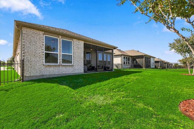 965 Memorial Drive, Little Elm, TX photo 31