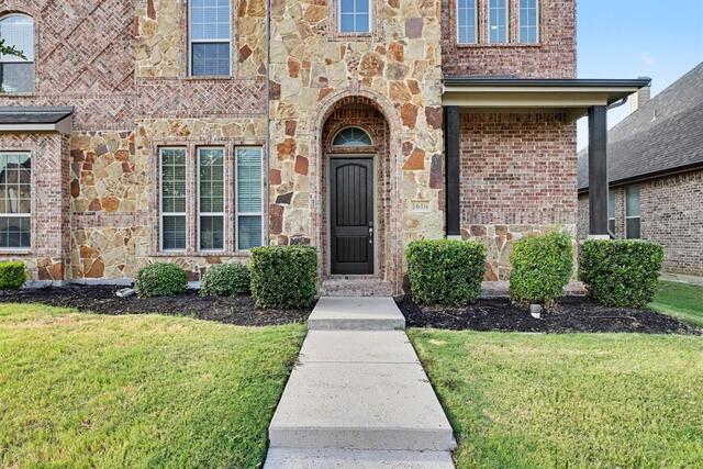 1616 Canals Drive, Little Elm, TX photo 2