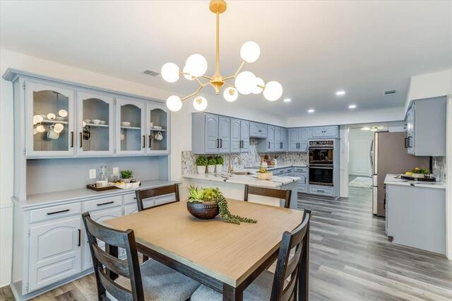 2100 Antibes, Drive Carrollton, TX photo 9