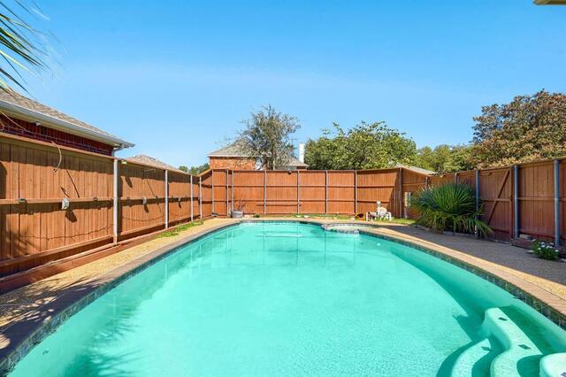 3812 Red Oak Trail, The Colony, TX photo 29