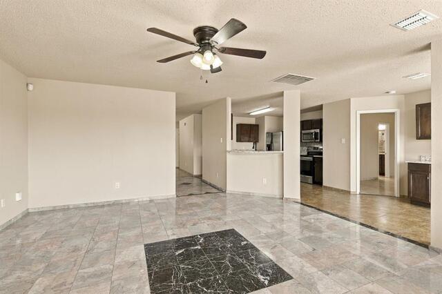 1409 Ridgecrest Drive, Little Elm, TX photo 9