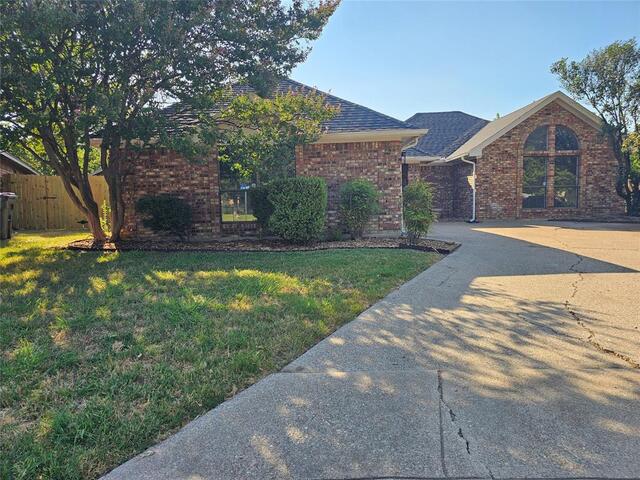 6300 Brownlee Lane, Arlington, TX image