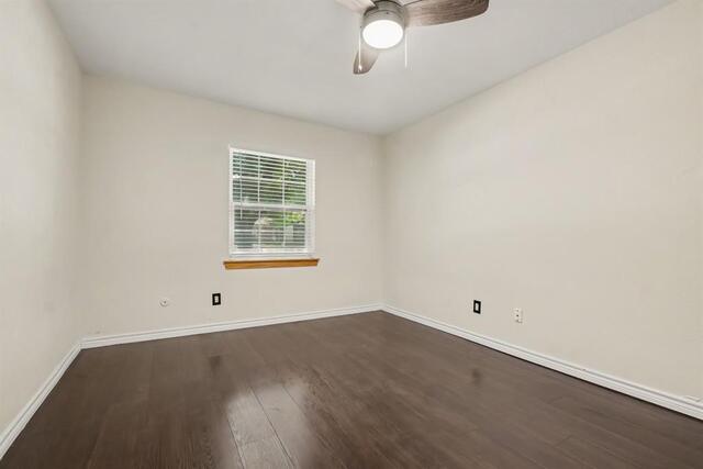 5517 Baker Drive, The Colony, TX photo 21