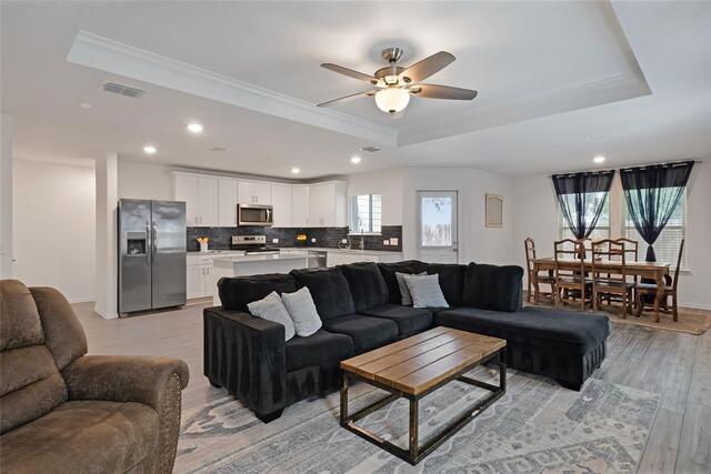 2213 Village Creek, Lane Denton, TX photo 9