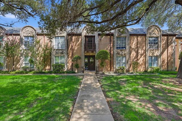 4102 Ridglea Country Club Drive 1, Fort Worth, TX image