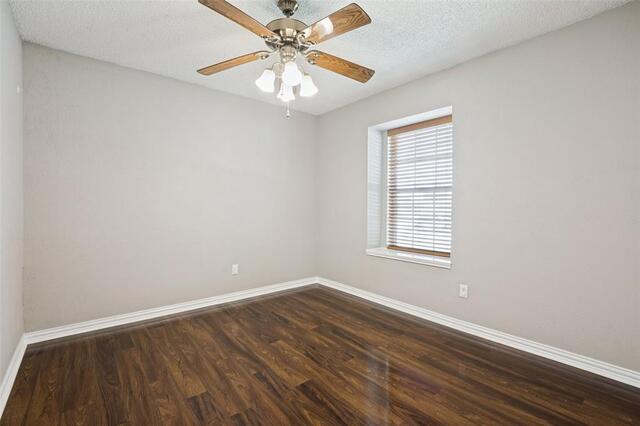 1730 Glencairn, Lane Lewisville, TX photo 14