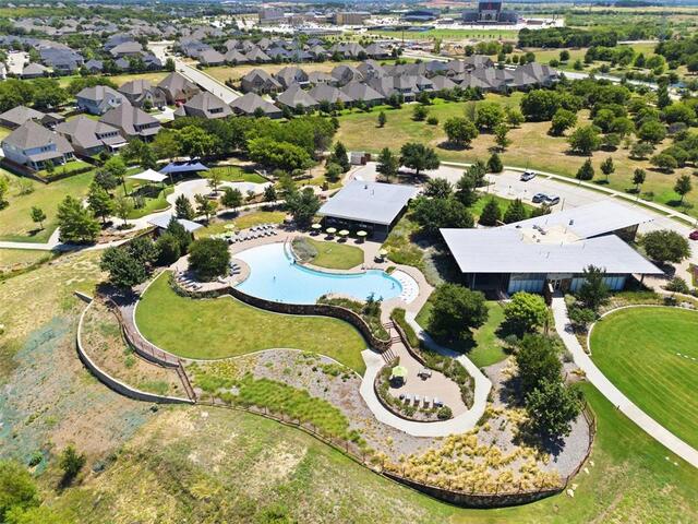 10813 Sycamore Falls Drive, Flower Mound, TX photo 36