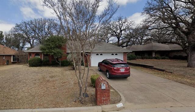 2123 Turf Club Drive, Arlington, TX image