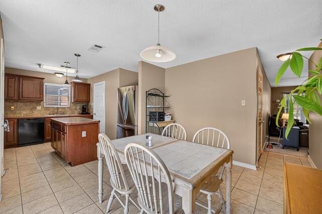 250 S Shore, Place Lewisville, TX photo 9