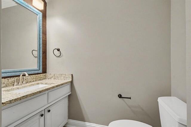 3711 Penny, Lane Carrollton, TX photo 11