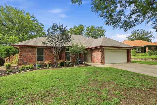 6713 N Park Drive, North Richland Hills, TX image