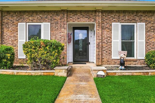 914 Reno, Street Lewisville, TX photo 5