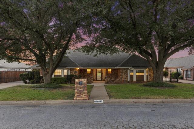 6640 Pleasant Ridge Drive, North Richland Hills, TX image