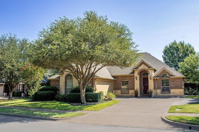 8407 Pecan Creek Drive, Arlington, TX image