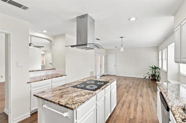 2126 Greenstone, Trail Carrollton, TX photo 13