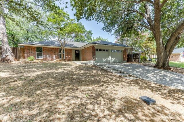 2709 Springbrooke Drive, Hurst, TX image
