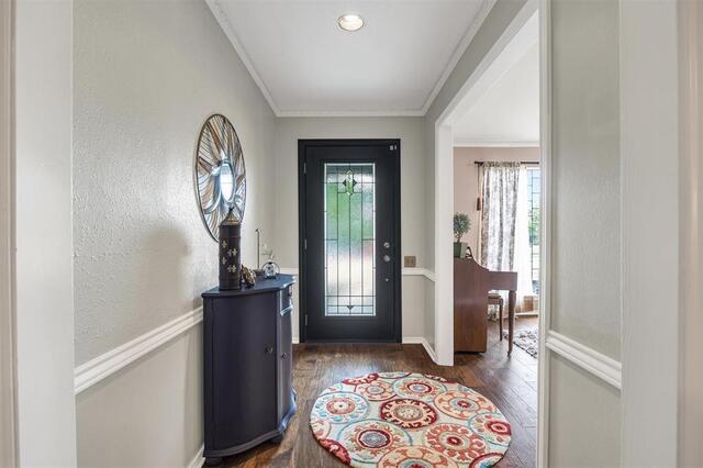 1121 Derbyshire, Place Carrollton, TX photo 14