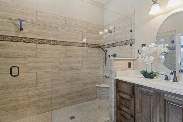 913 Royal Oaks, Drive Lewisville, TX photo 7