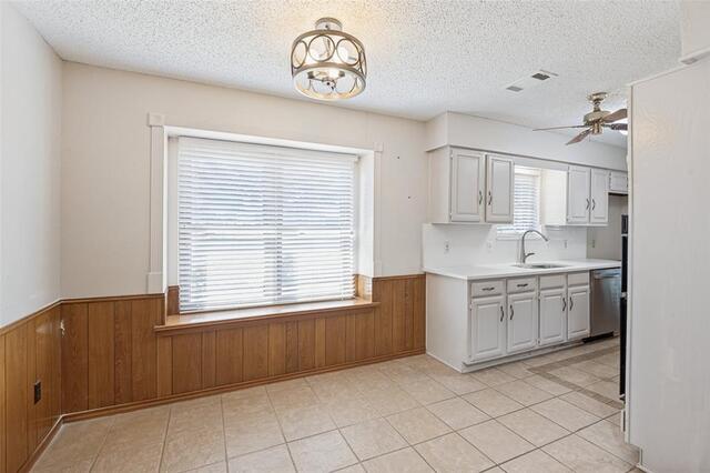 1900 Oakbluff, Drive Carrollton, TX photo 7