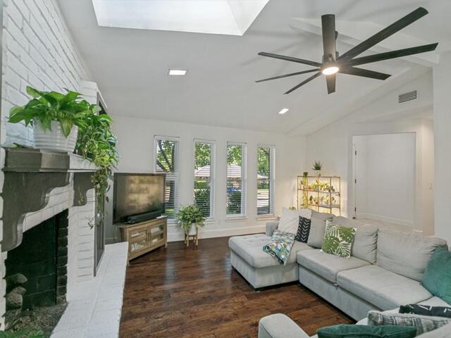 2721 Bengal, Lane Plano, TX photo 6