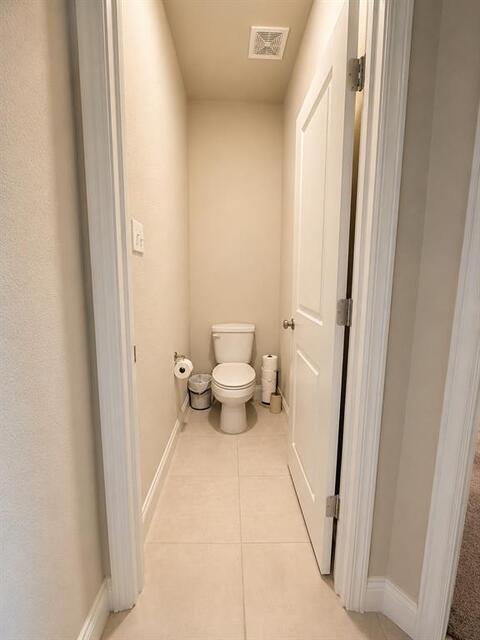 585 Hutchinson, Lane Lewisville, TX photo 14