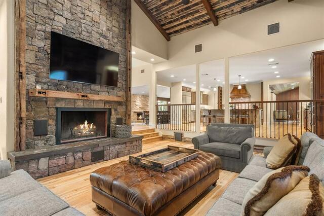 1011 Thornridge, Court Argyle, TX photo 6