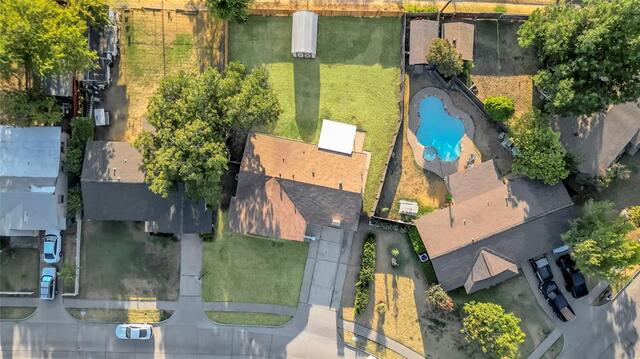 1802 Fairfax, Lane Carrollton, TX photo 34