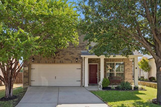 3937 Weatherstone Drive, Fort Worth, TX image