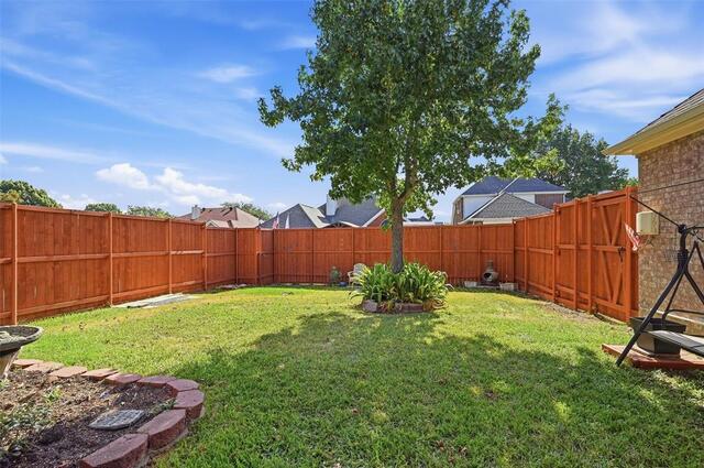 841 N Old Orchard, Lane Lewisville, TX photo 29