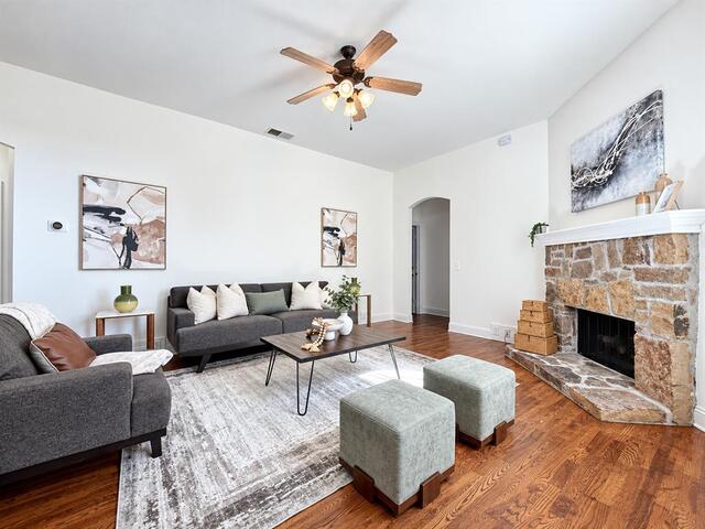 7514 Naples, Lane Frisco, TX photo 8