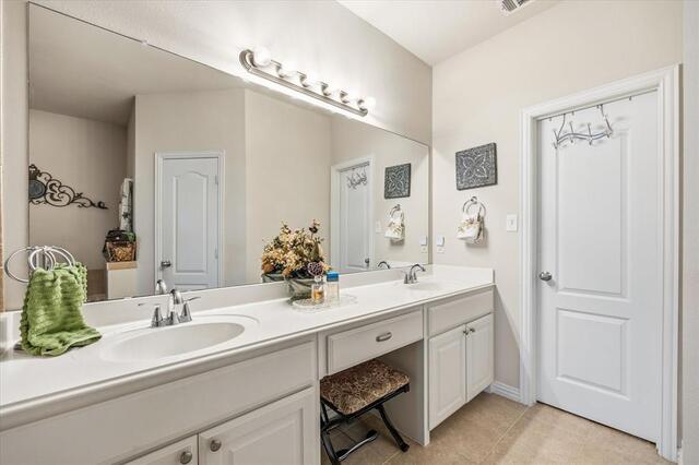 2500 Rockbrook Drive, C27 Lewisville, TX photo 19