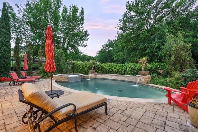 2504 Silver Table, Drive Lewisville, TX photo 5