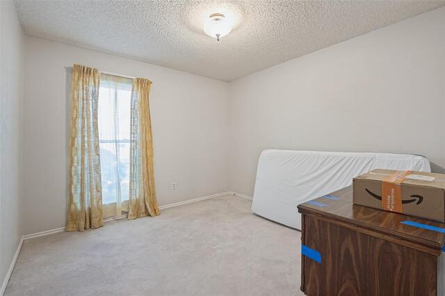 1900 Oakbluff, Drive Carrollton, TX photo 19