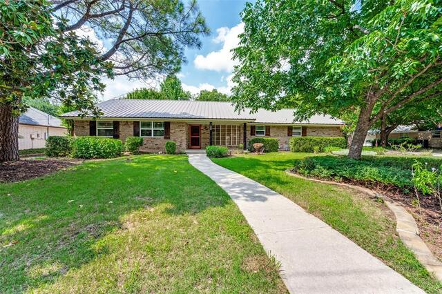 708 Headlee, Street Denton, TX photo 2