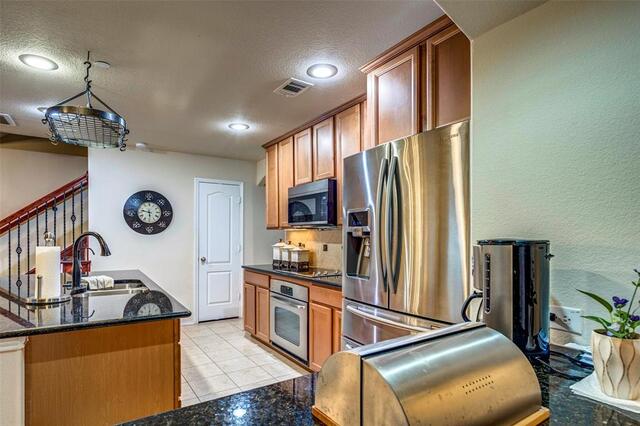 1040 Lucy, Lane Allen, TX photo 8