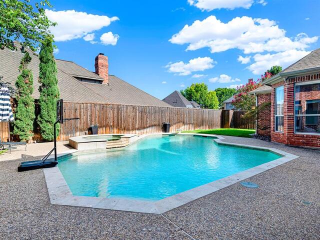3404 Lantz, Circle Plano, TX photo 2