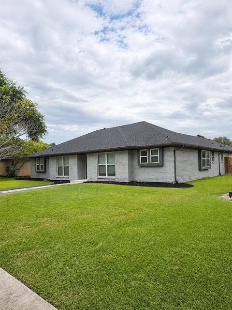 1922 Camden, Way Carrollton, TX photo 2