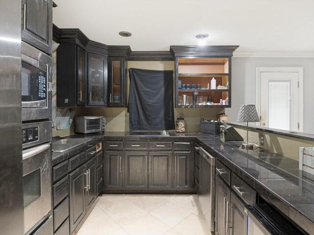 3218 Rose Hill, Road Carrollton, TX photo 10
