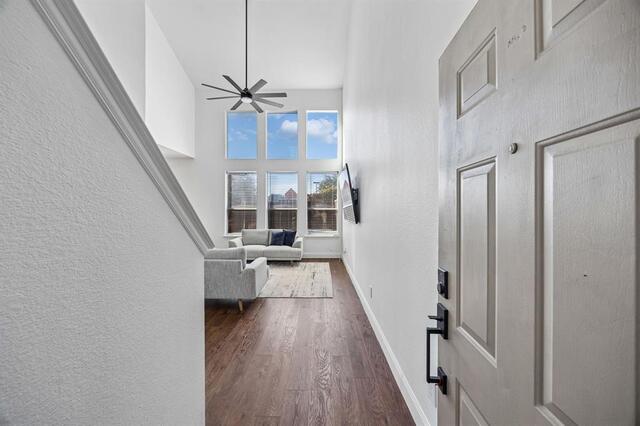 916 Avondale, Lane Plano, TX photo 4