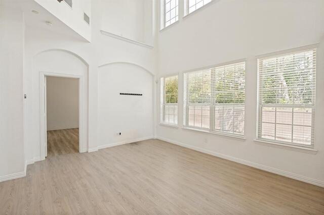 1613 Black Duck Terrace, F Carrollton, TX photo 9