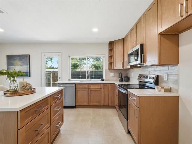 2409 Raintree, Drive Plano, TX photo 8