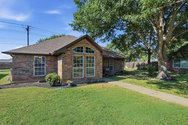 3713 Pheasant, Hollow Denton, TX photo 2