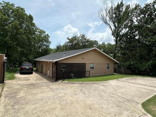 400 E Shady Grove Road, Irving, TX image