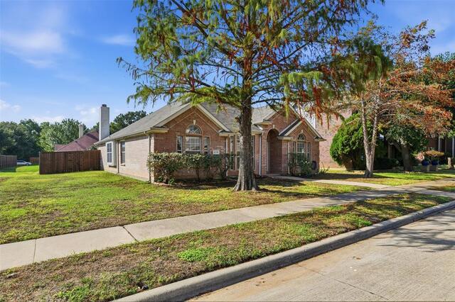 416 Kyle, Lane Lewisville, TX photo 3