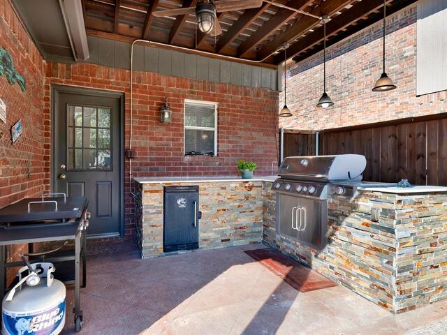 2904 Oak Bend Court, Flower Mound, TX photo 10
