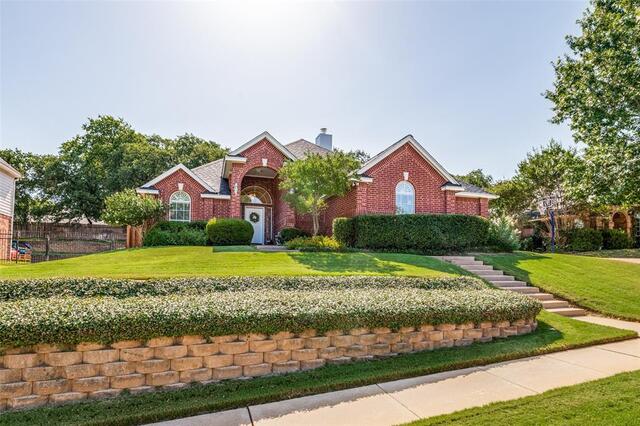 3921 Parker Oaks Drive, Arlington, TX image
